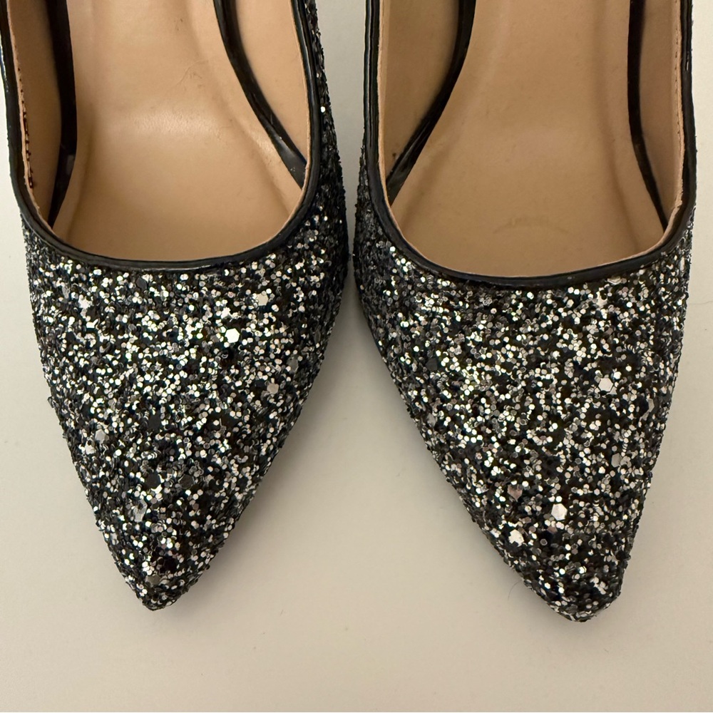 London Fog "Anya" Silver & Black Ombré Glitter Pointed Toe Pumps - Size 5 - Picture 5 of 9